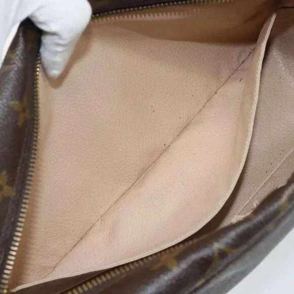 LOUIS VUITTON Monogram Trousse Toilette 28 Clutch Bag M47522 LV Auth am9084